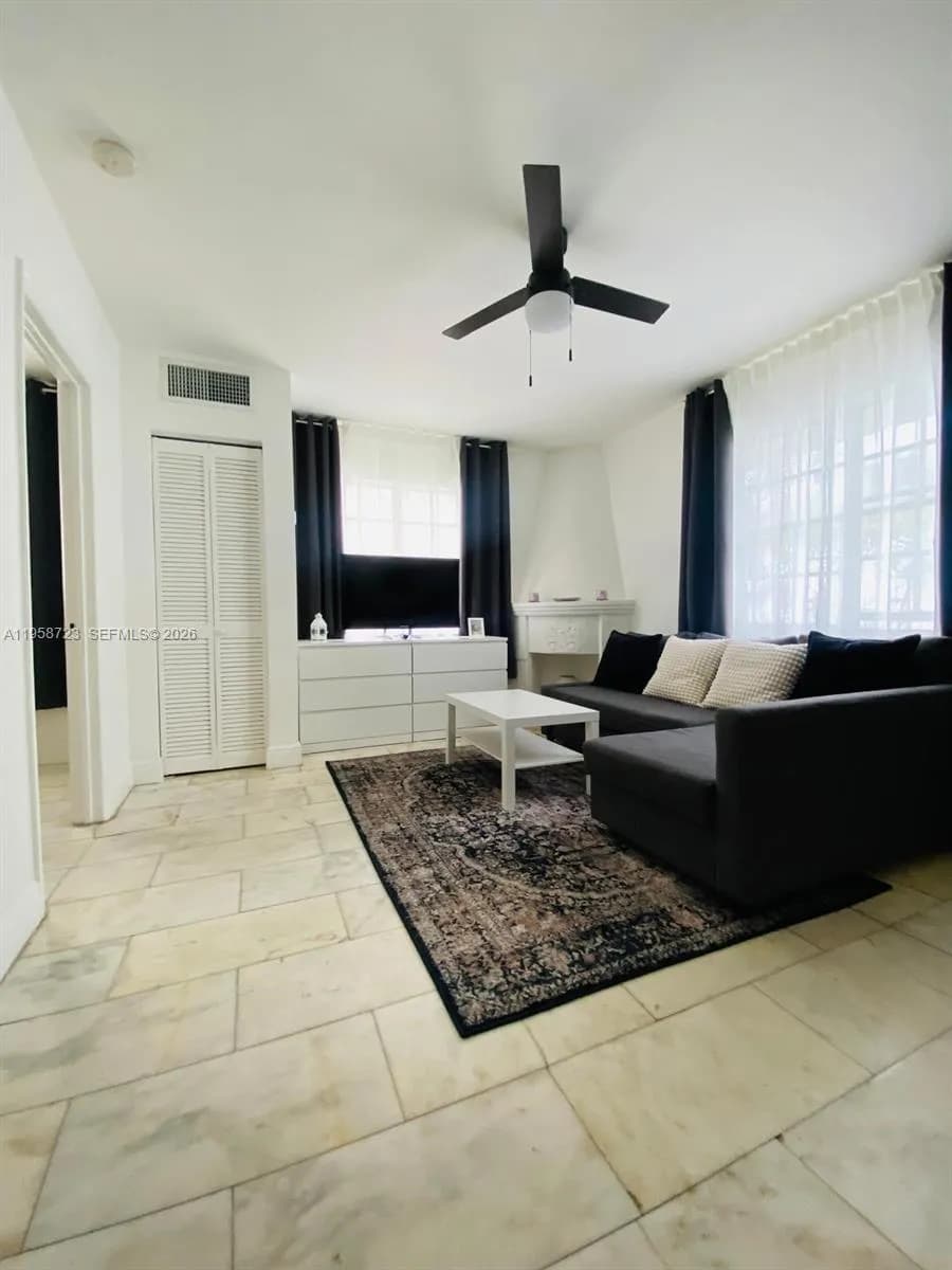 1526 Pennsylvania Ave # 2, Miami Beach FL 33139