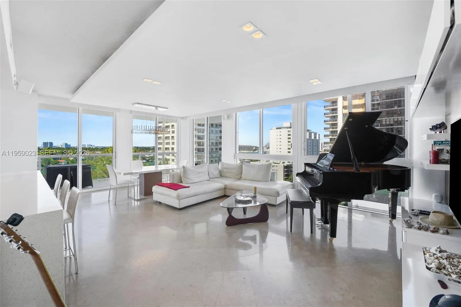 6365 Collins Ave # 1008, Miami Beach FL 33141