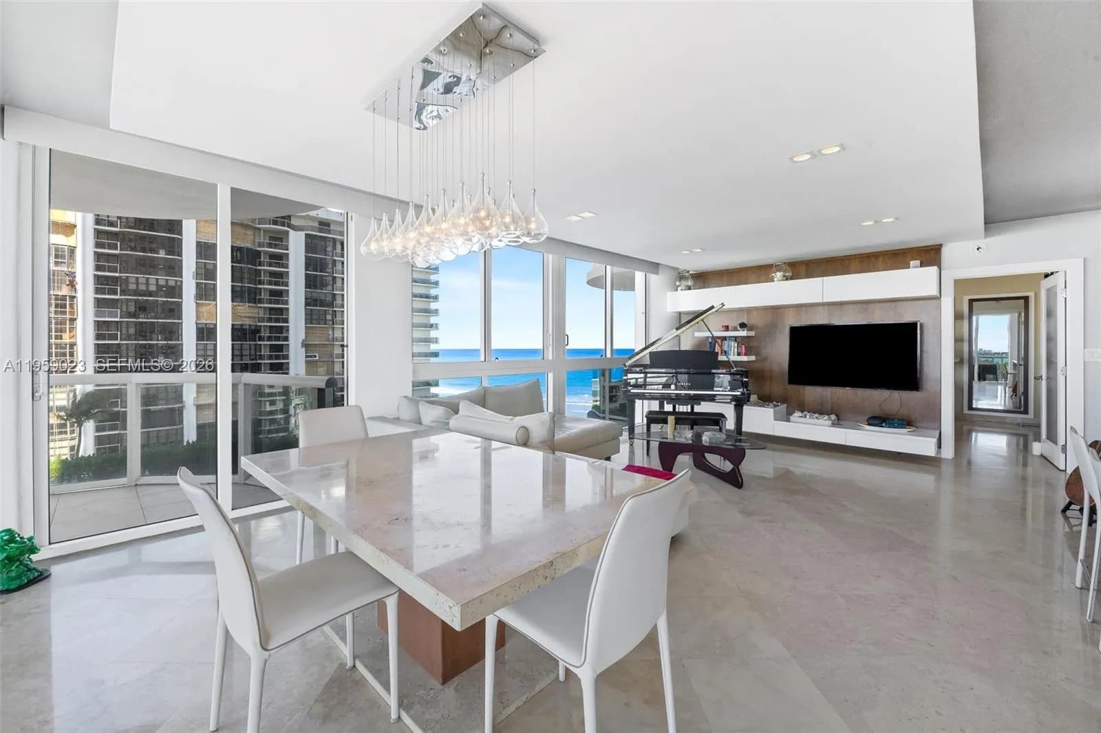 6365 Collins Ave # 1008, Miami Beach FL 33141
