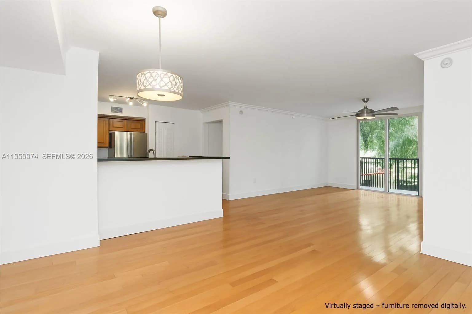 1900 Van Buren St # 317B, Hollywood FL 33020