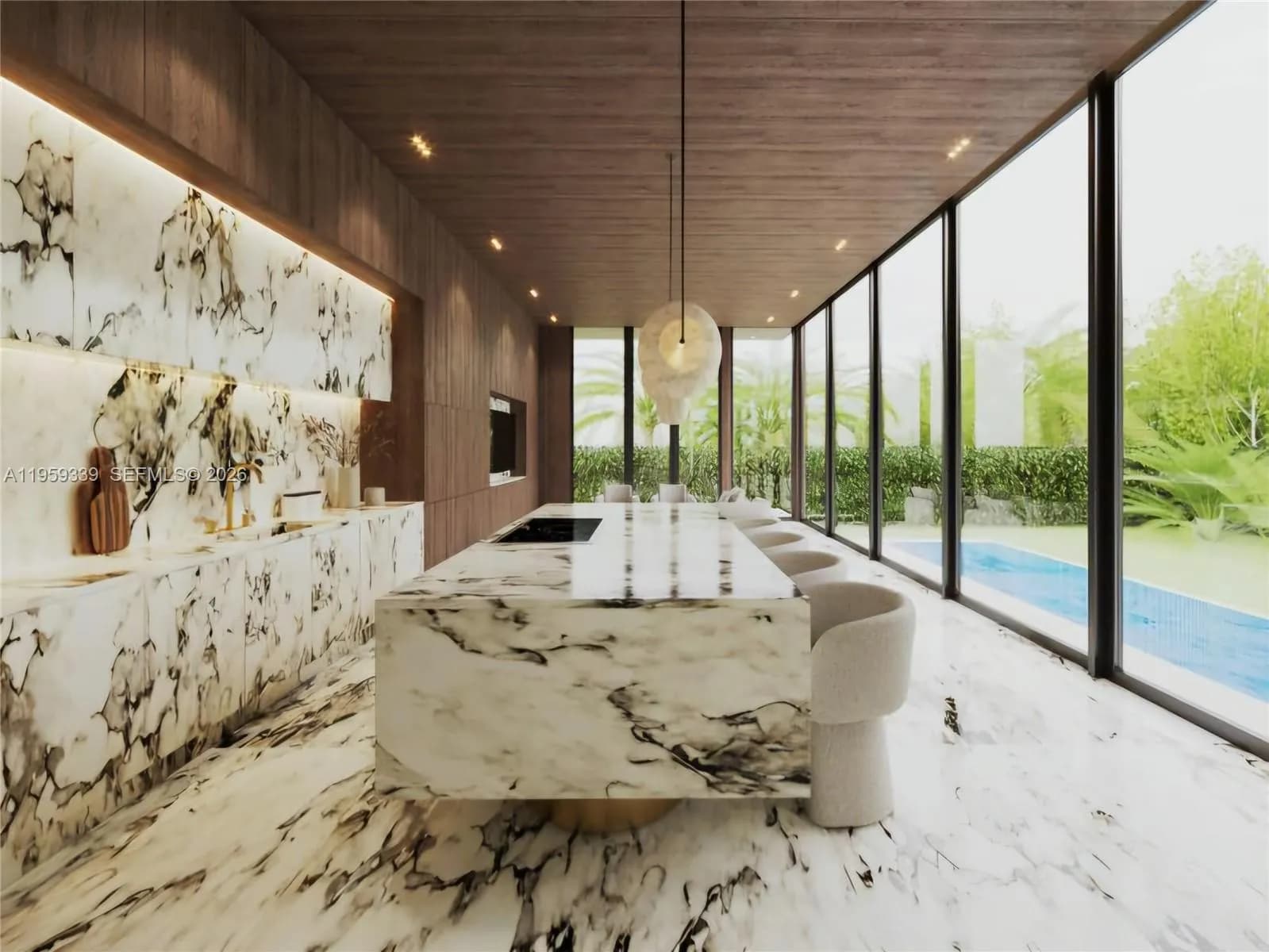 910 N Venetian Dr, Miami FL 33139