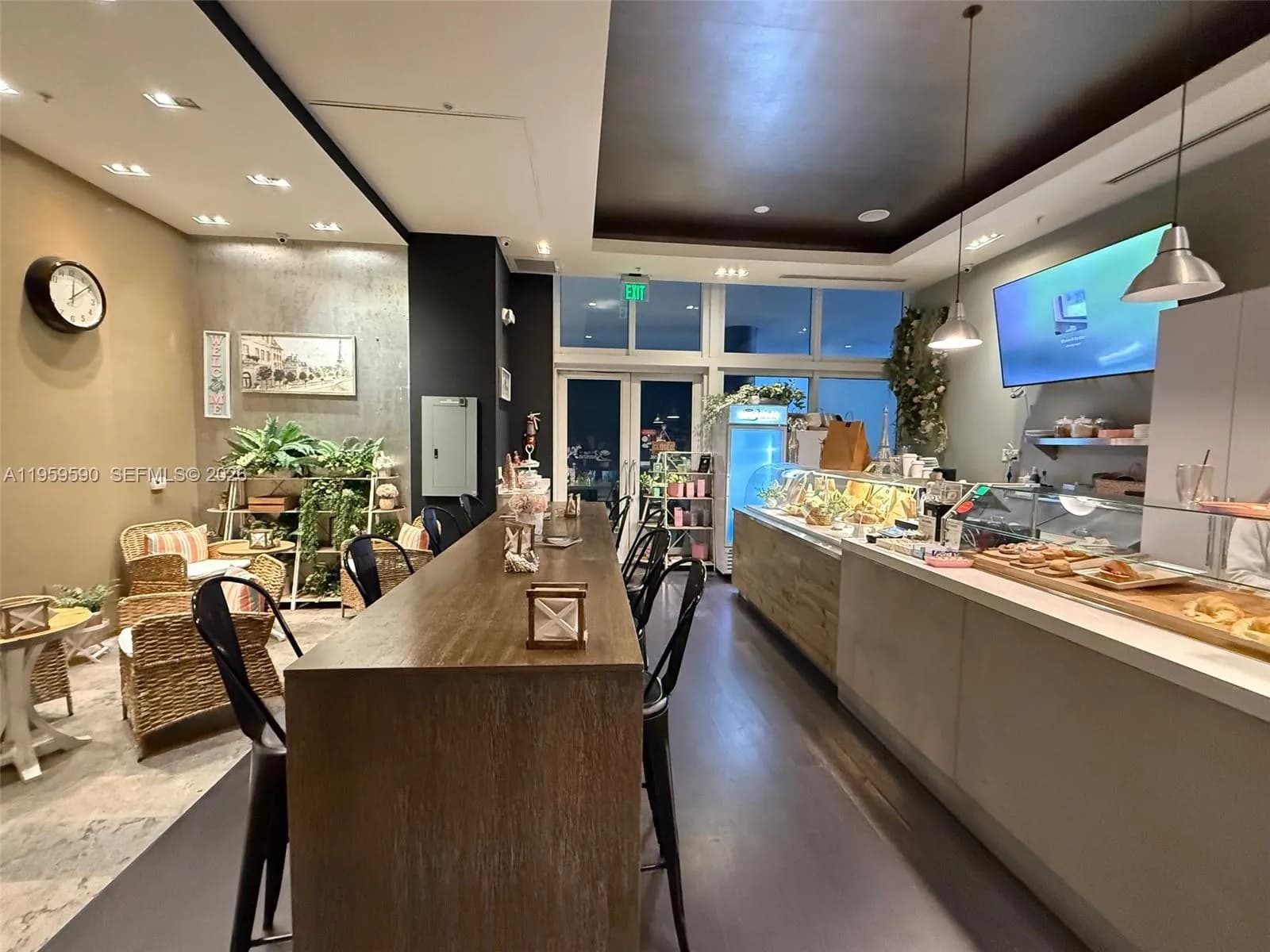 Brickell Cafe confidential, Miami FL 33130