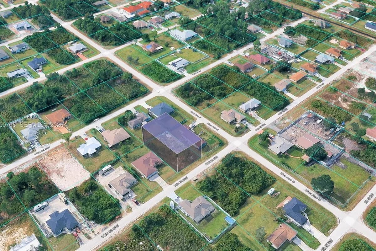 2617 10TH ST SW, Lehigh Acres FL 33976