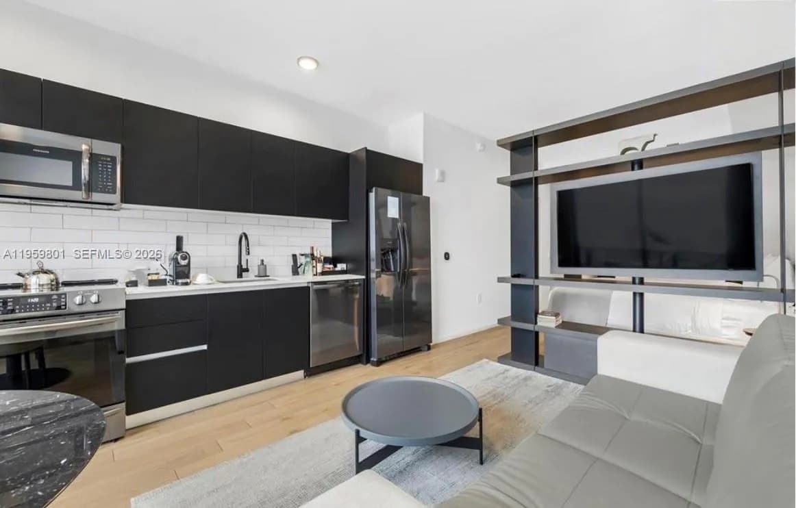 398 NE 5th St # 2602, Miami FL 33132