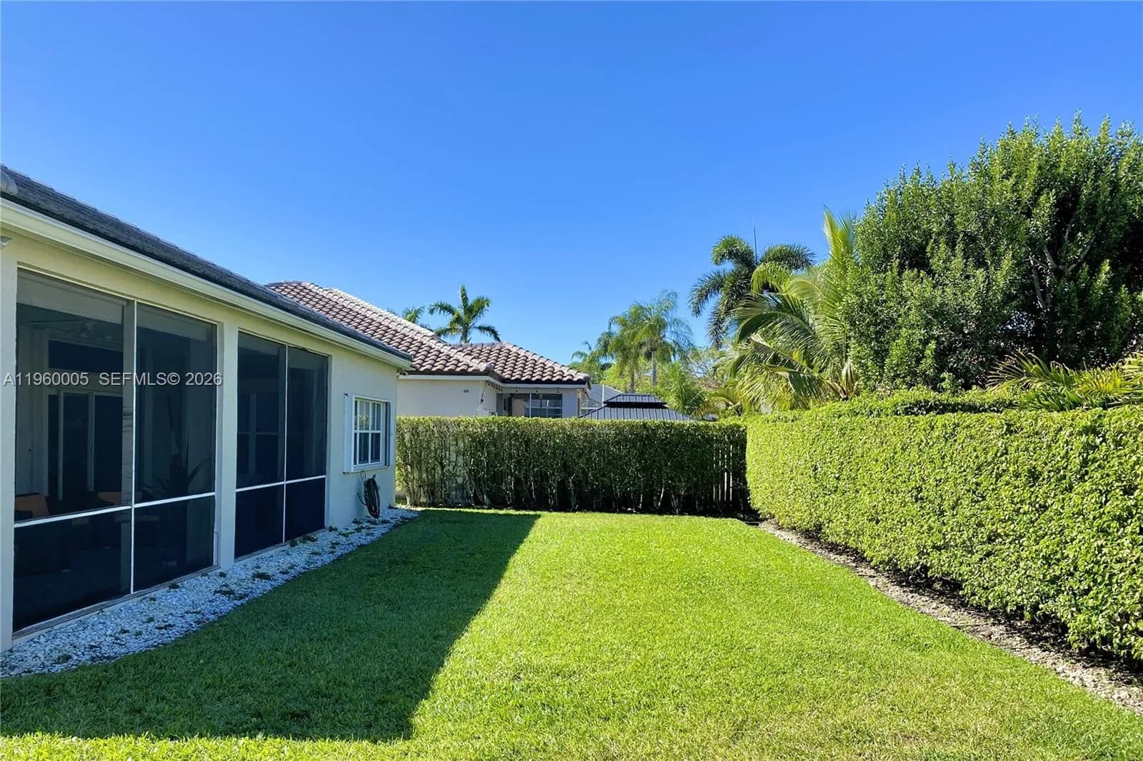 1107 Fairfield Meadows Dr, Weston FL 33327