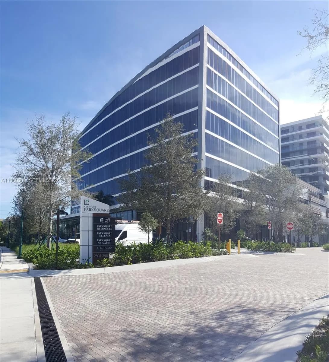 2980 NE 207th St # 403, Aventura FL 33180