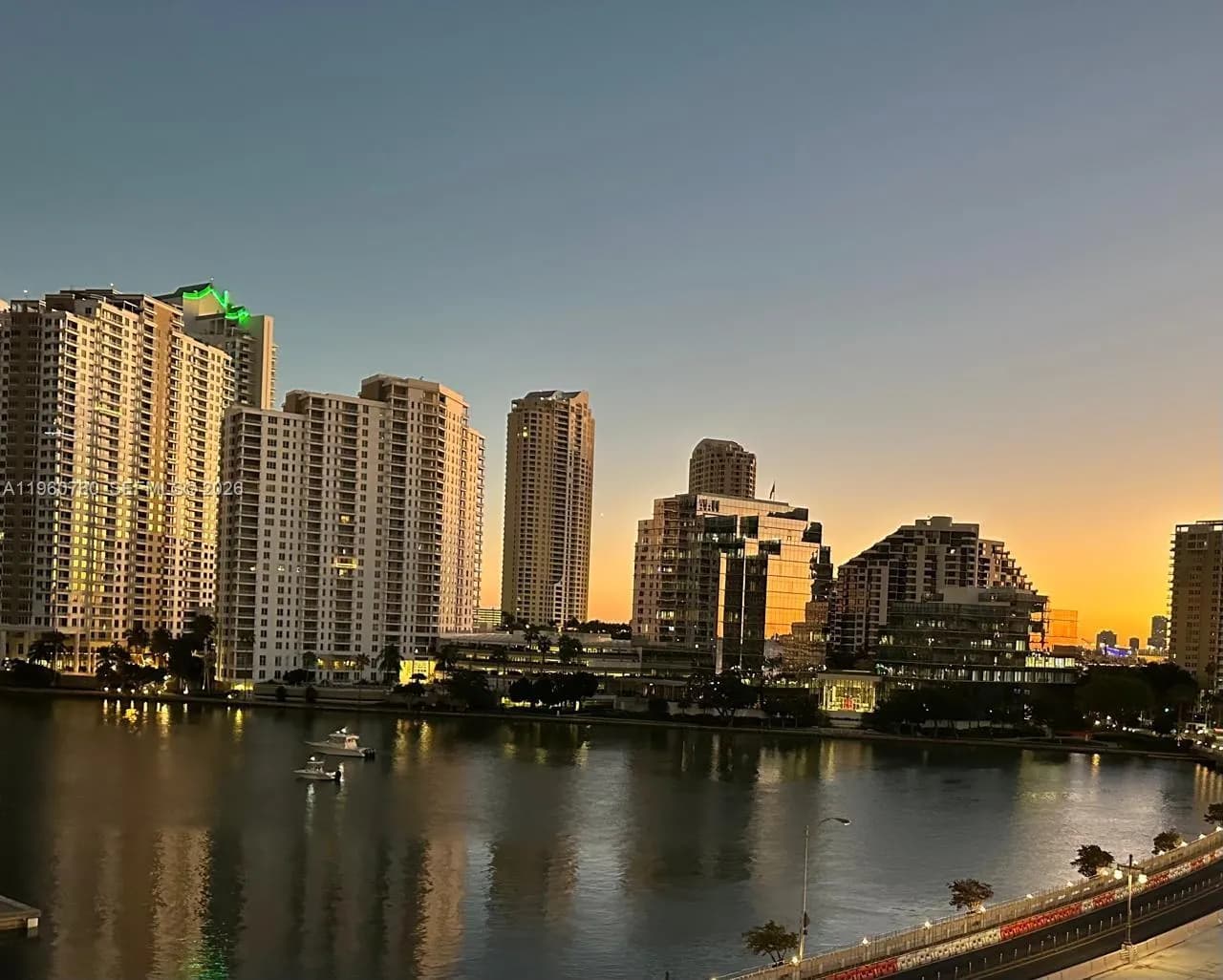 801 Brickell Bay Dr # 761, Miami FL 33131