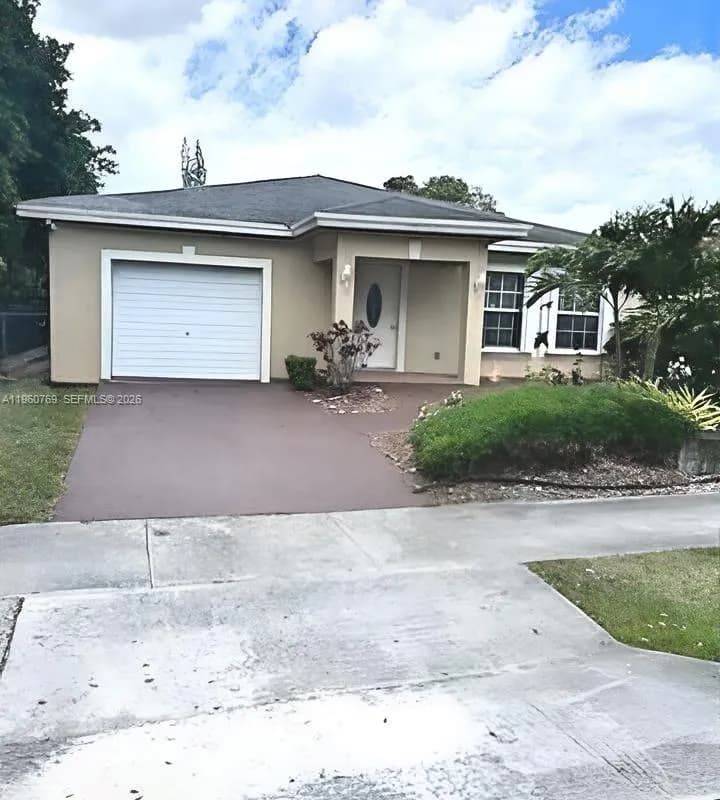 2953 NW 10th Ct, Fort Lauderdale FL 33311