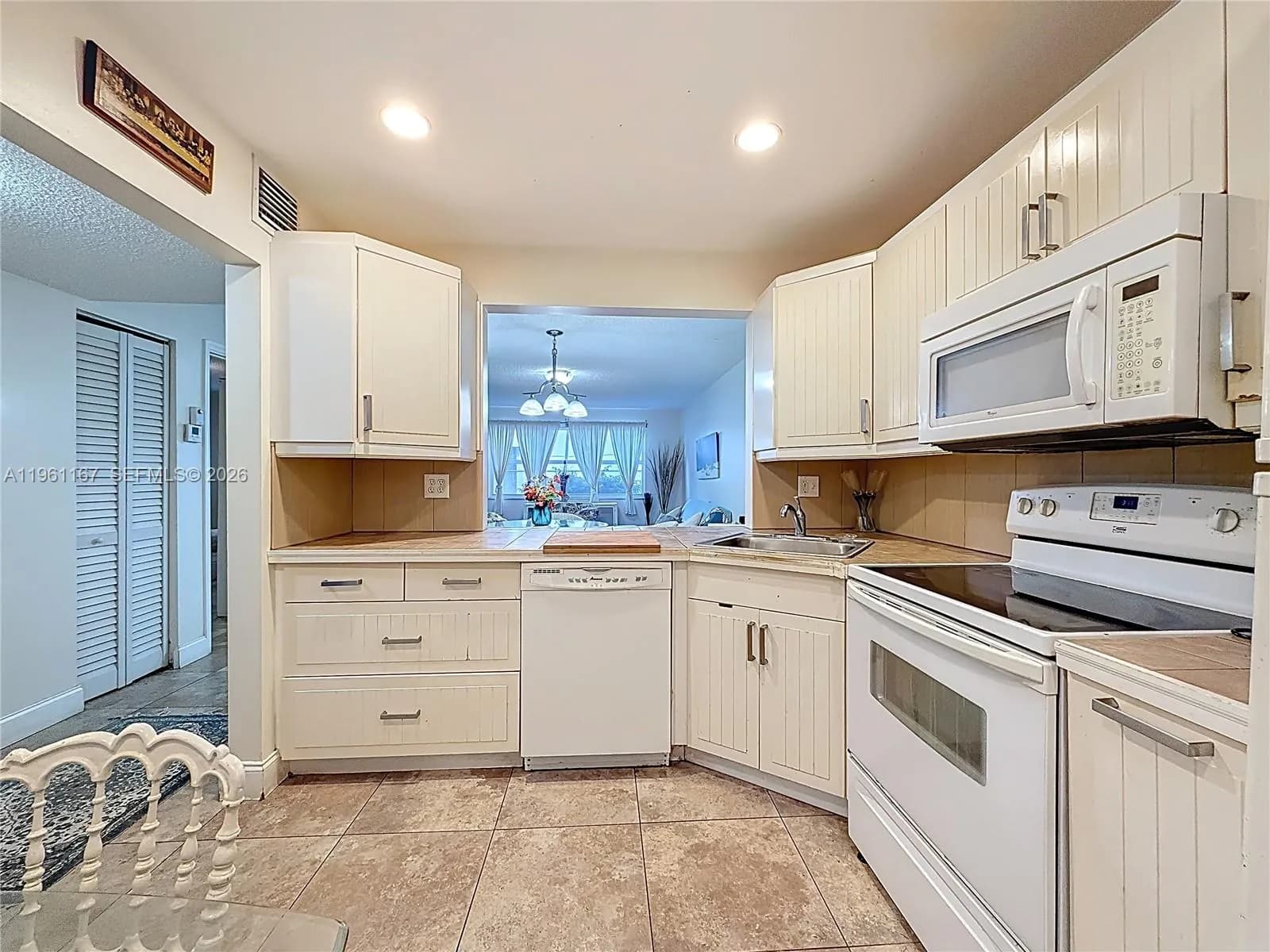 410 SE 2nd St # 115, Hallandale Beach FL 33009