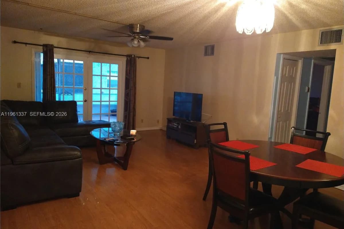 7554 Stirling Rd # 105, Davie FL 33024