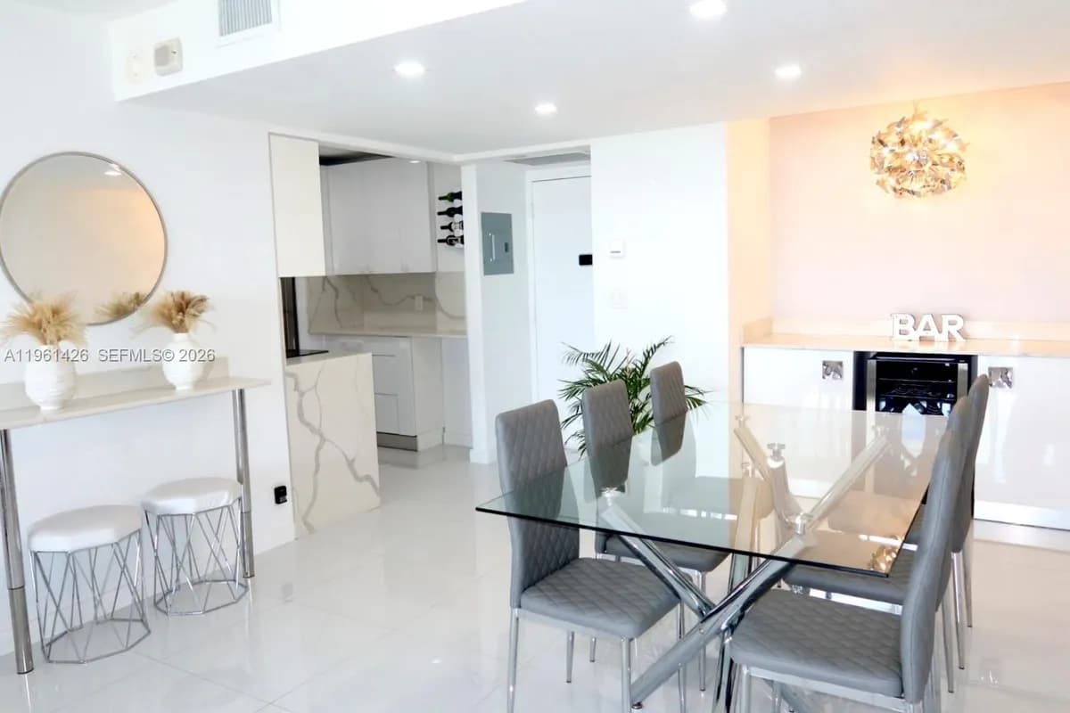 20301 W Country Club Dr # 1422, Aventura FL 33180