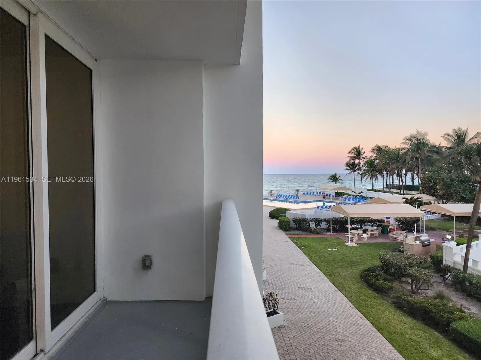 3505 S Ocean Dr # 218, Hollywood FL 33019