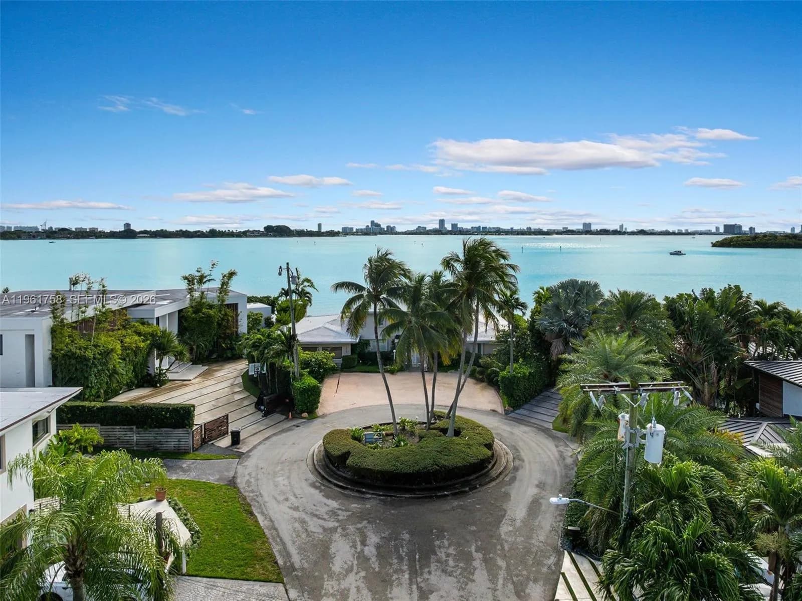 1990 NE 119th Rd, North Miami FL 33181