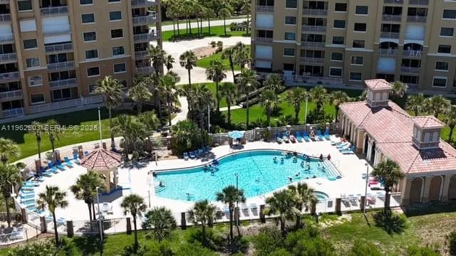 60 Surfview Dr # 807, Palm Coast FL 32137