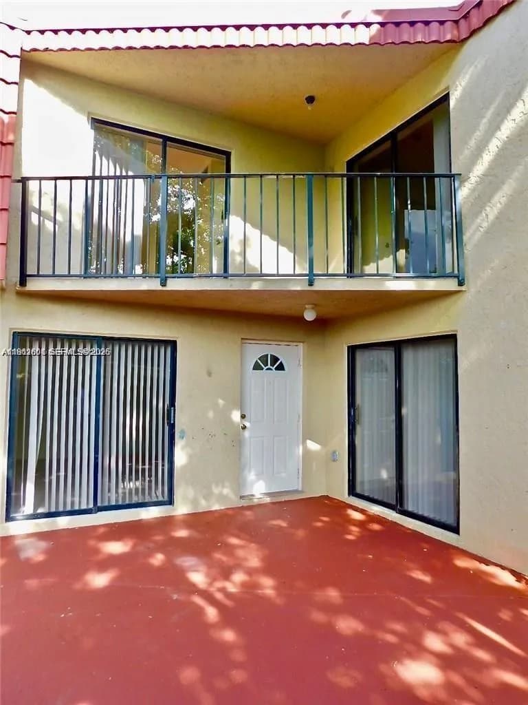 8329 Trent Ct Apt A, Boca Raton FL 33433