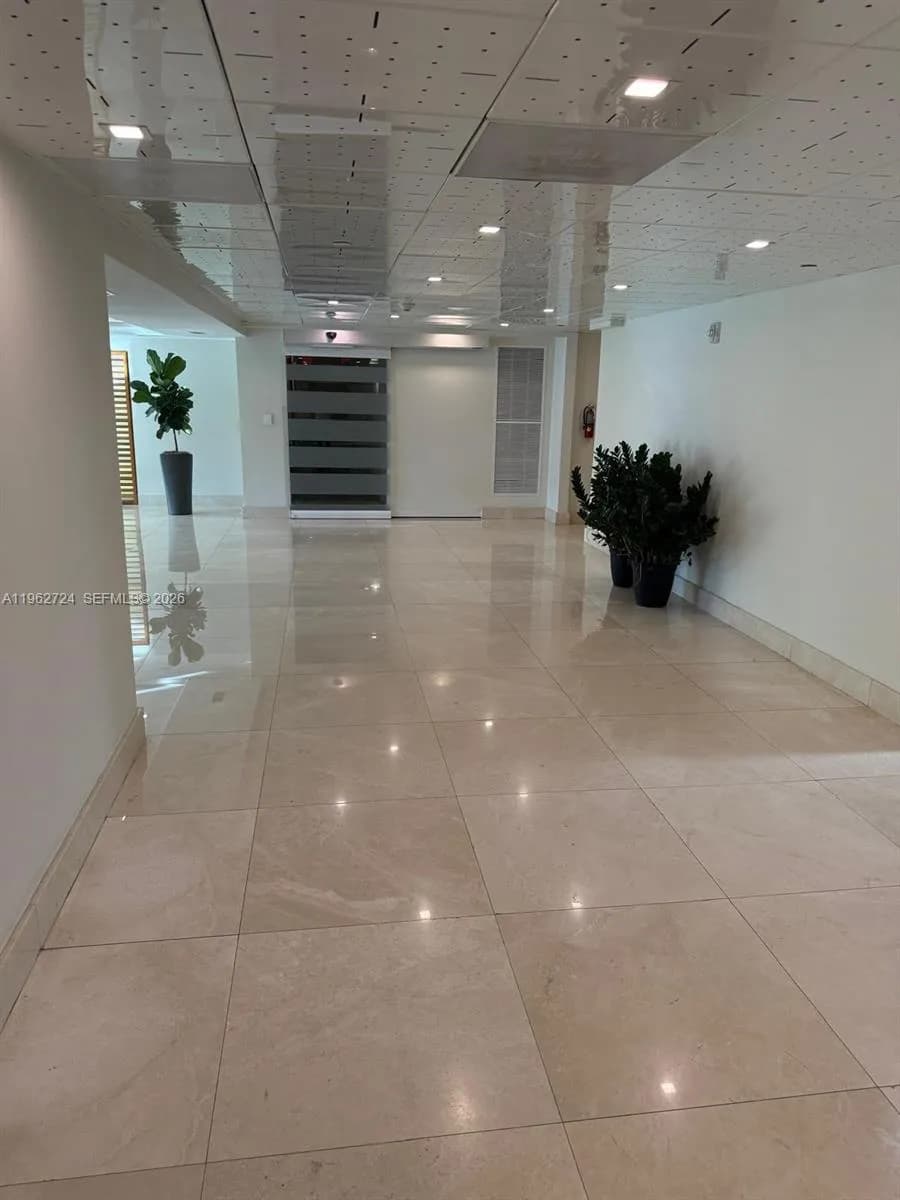 540 Brickell Key Dr # 1505, Miami FL 33131