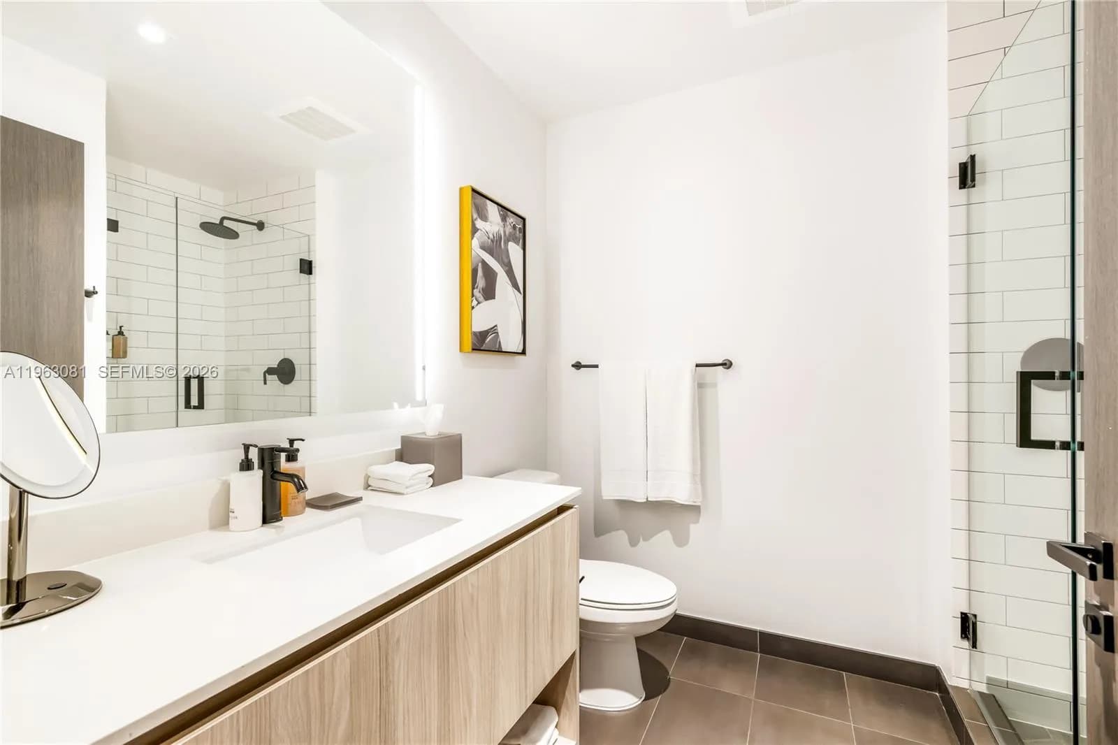 398 NE 5th St # 2116, Miami FL 33132