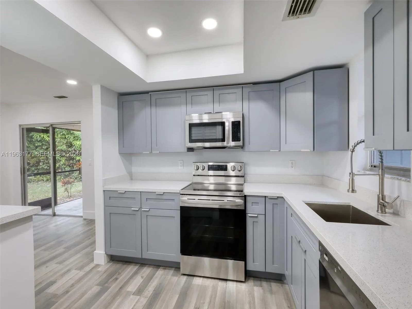 1901 Coquina Way, Coral Springs FL 33071