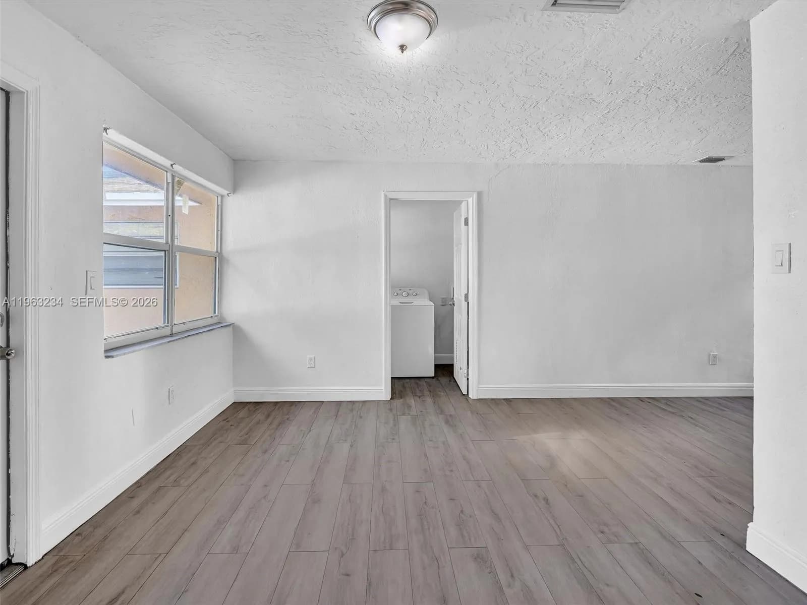 2512 NW 9th Pl, Fort Lauderdale FL 33311