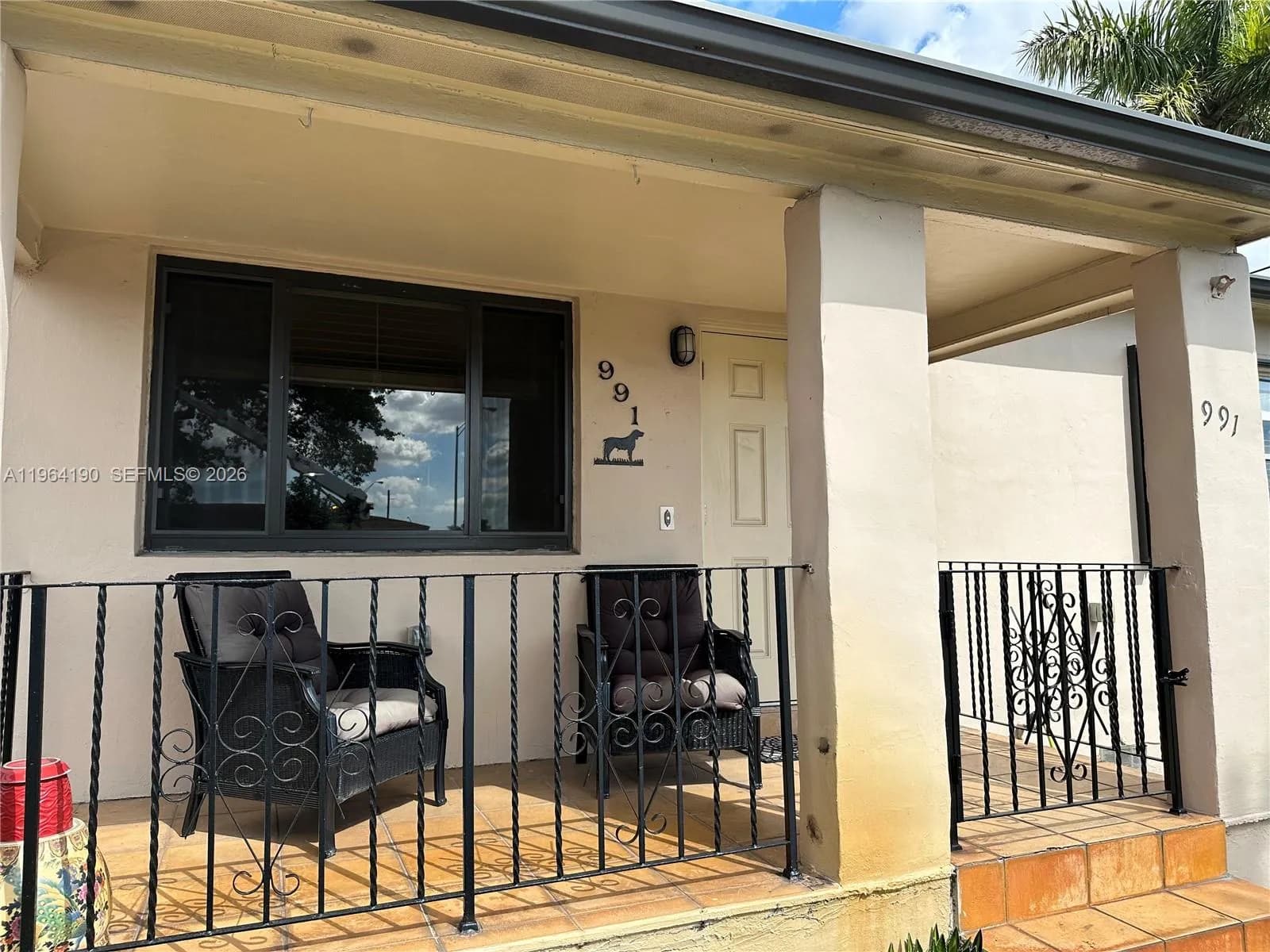 991 E 47th St, Hialeah FL 33013