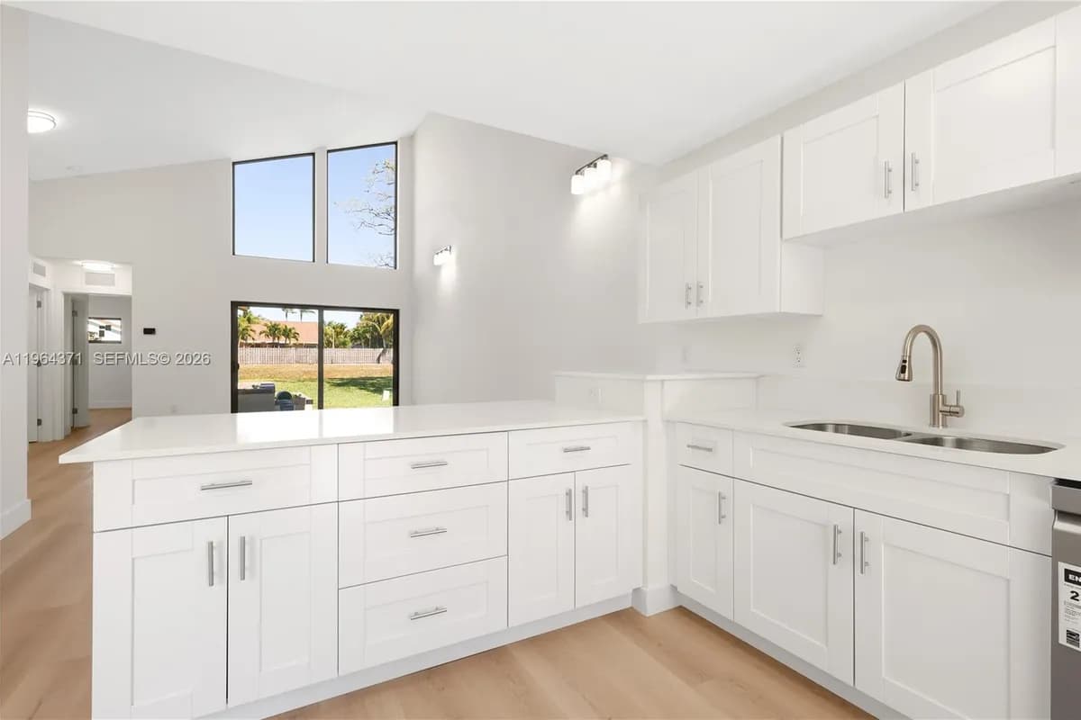 10675 NW 30th Pl # 1, Sunrise FL 33322