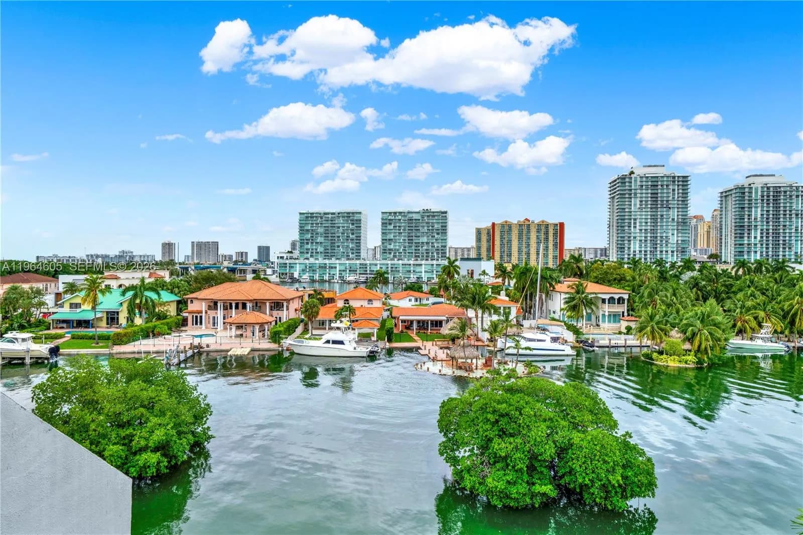 385 Poinciana Dr # 1230, Sunny Isles Beach FL 33160