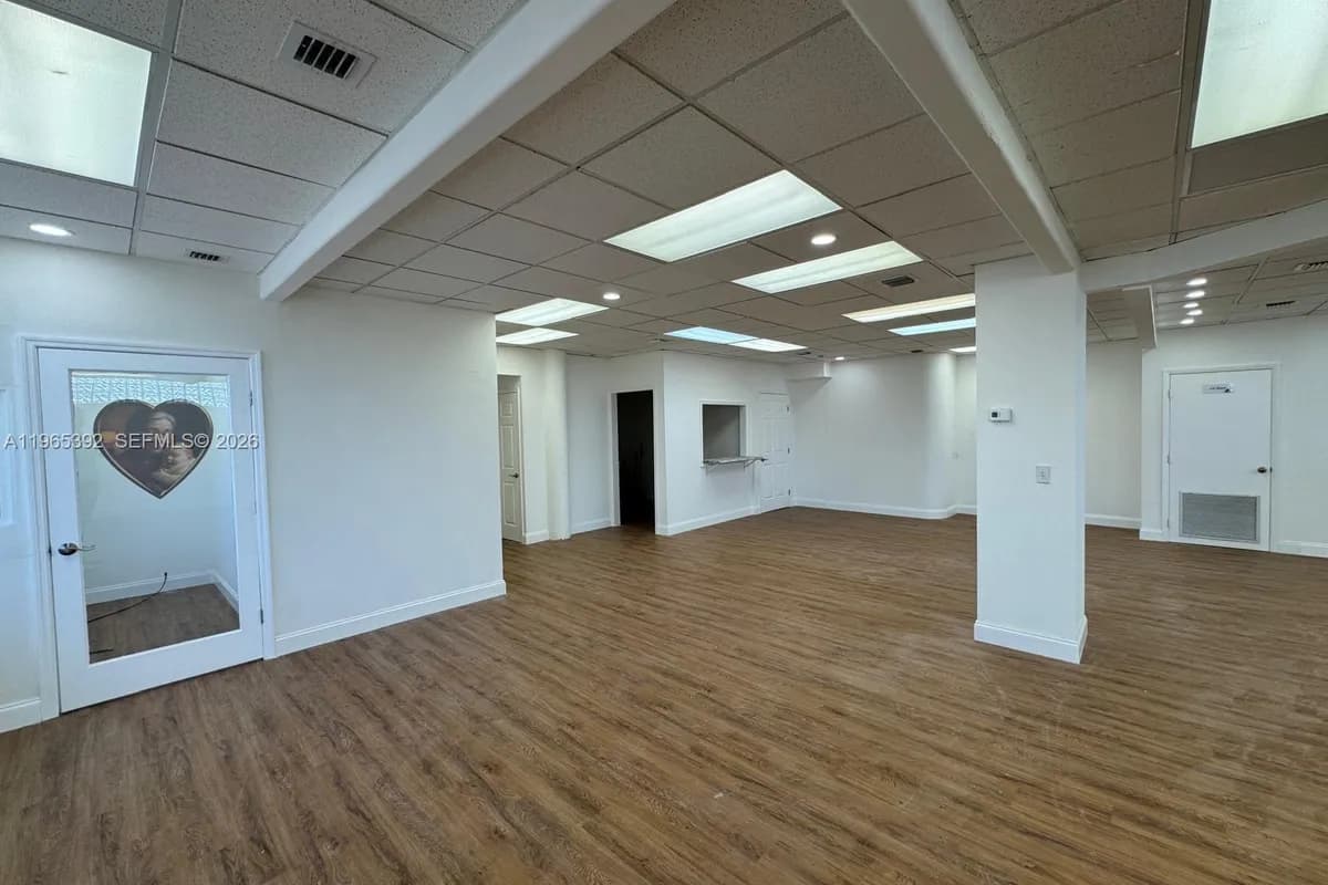 4201 Palm Ave, Hialeah FL 33012