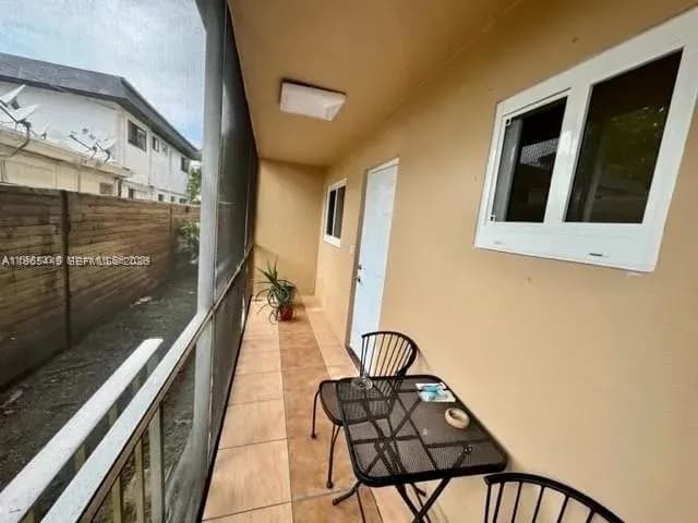 1840 Dewey St # 103, Hollywood FL 33020