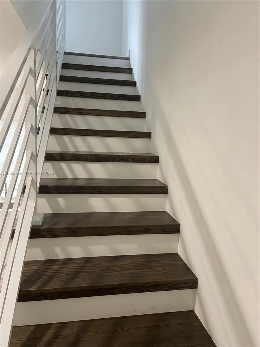 1610 Euclid Ave # A105, Miami Beach FL 33139