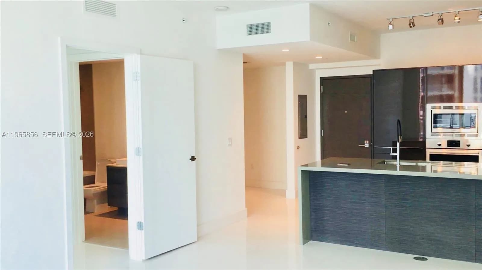 1080 Brickell Ave # 2607, Miami FL 33131