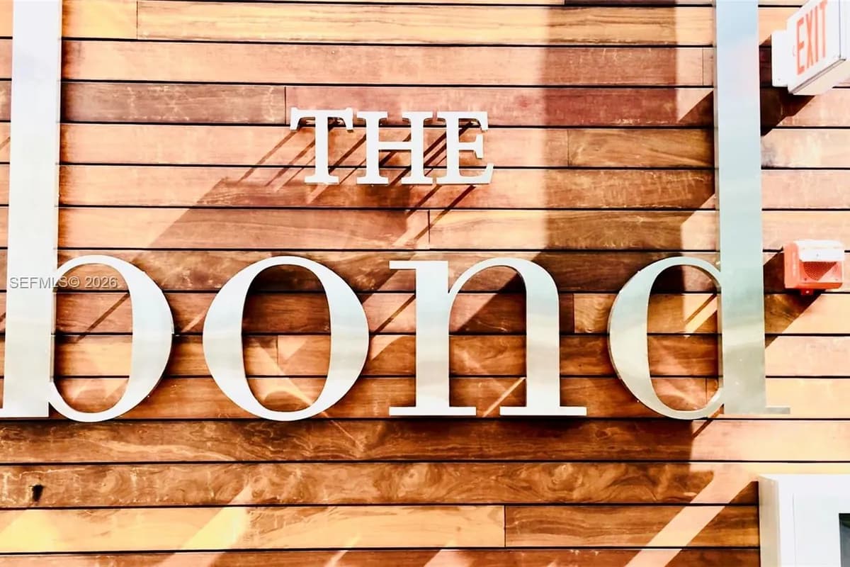 1080 Brickell Ave # 2607, Miami FL 33131