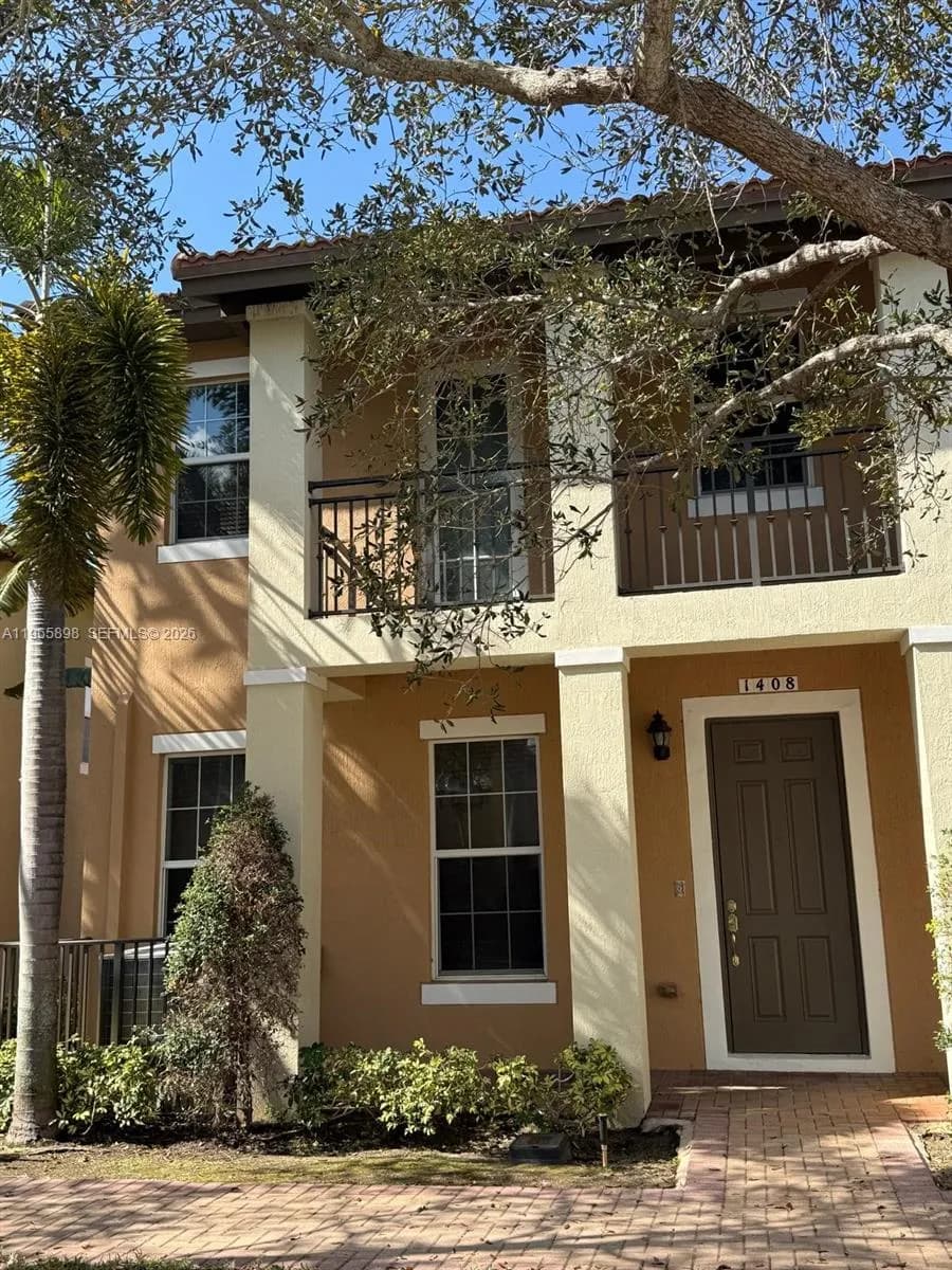 1408 SW 147th Ave, Pembroke Pines FL 33027