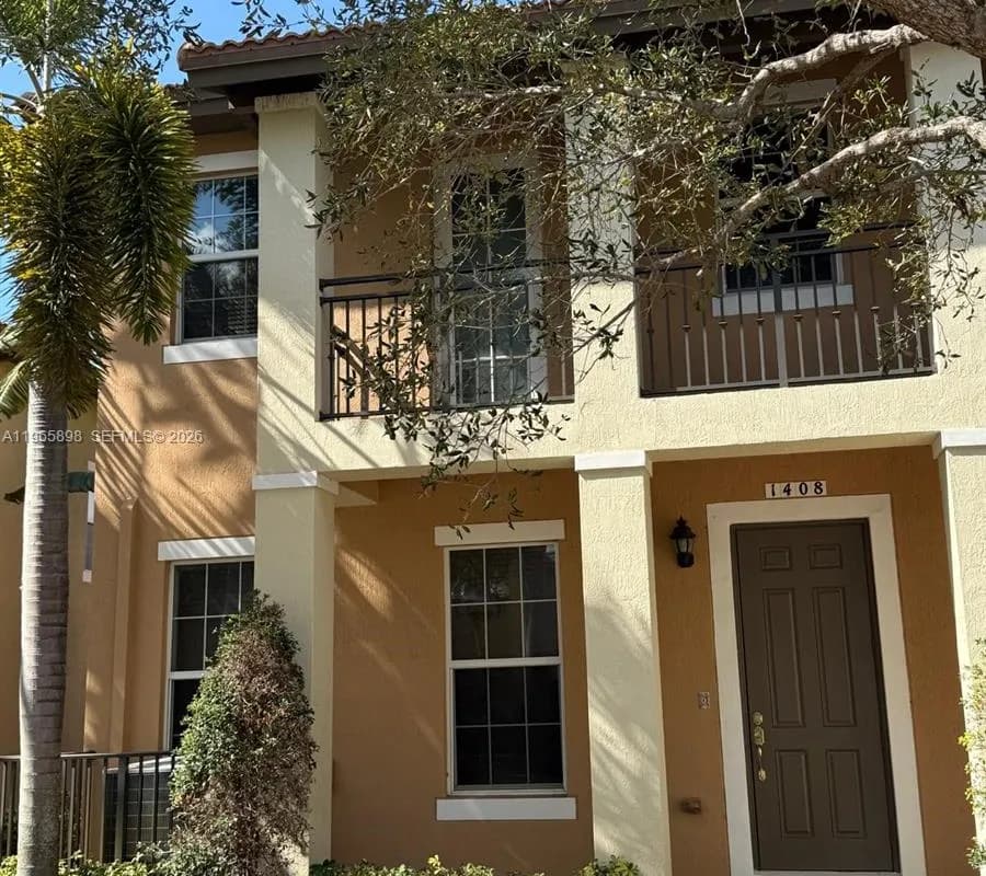 1408 SW 147th Ave, Pembroke Pines FL 33027