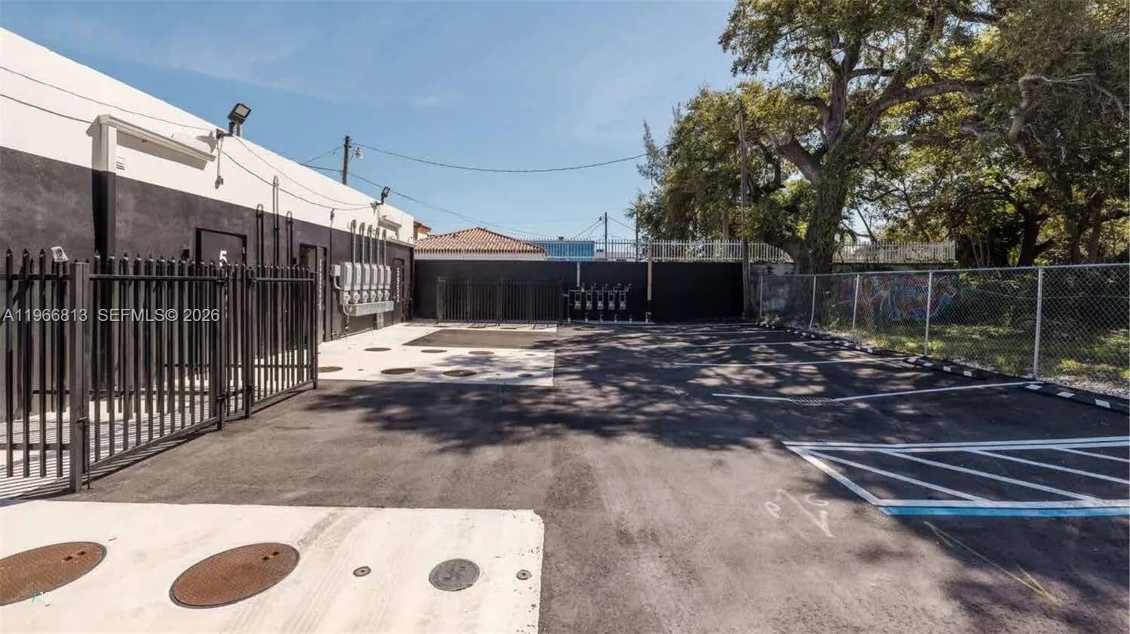 5960 NE 2nd Ave, Miami FL 33137