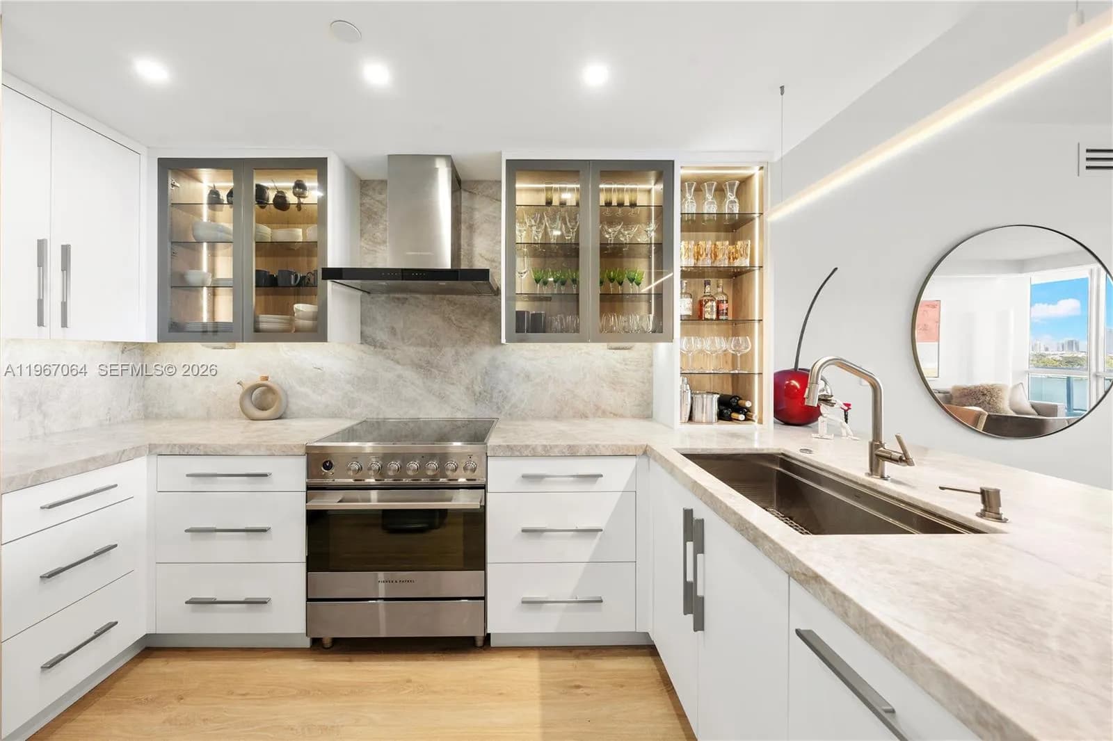 540 West Ave # 911, Miami Beach FL 33139