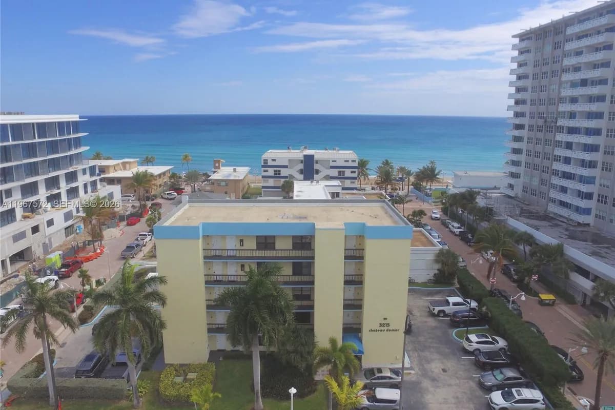 3215 N Ocean Dr # 302, Hollywood FL 33019