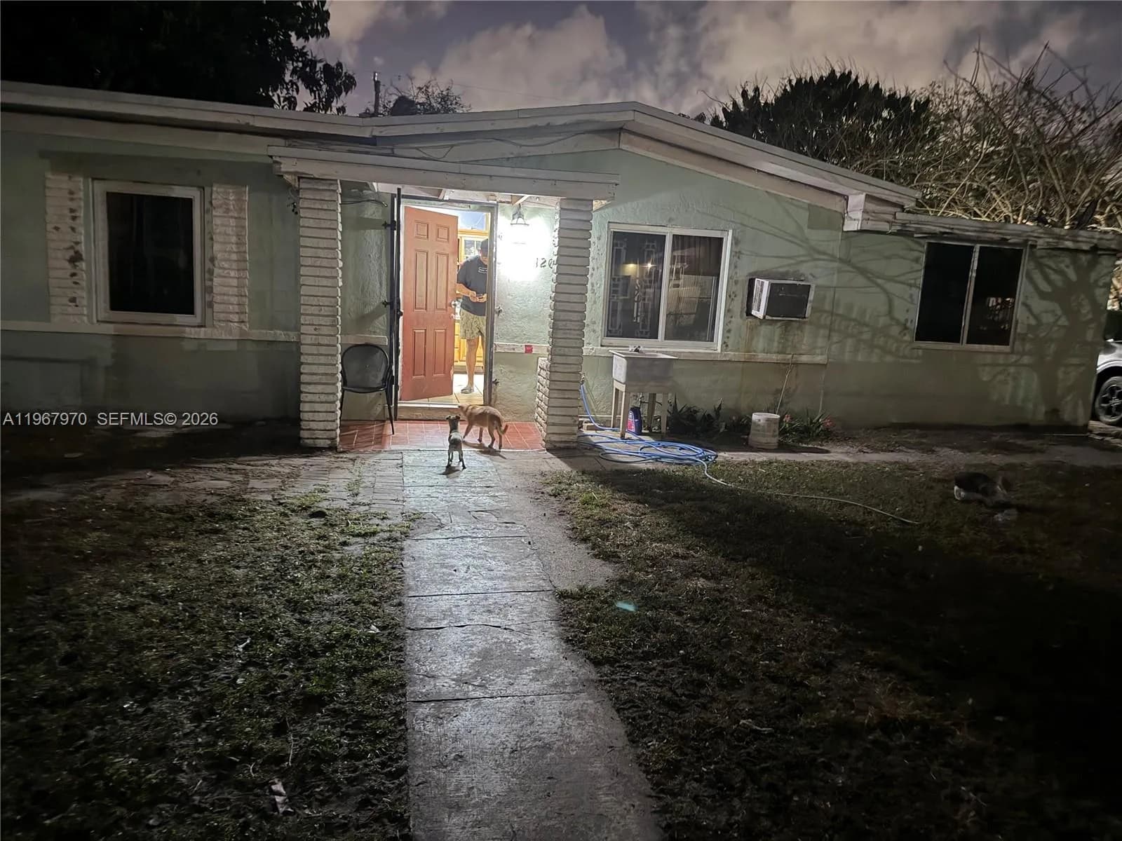 12040 NW 20th Ave, Miami FL 33167