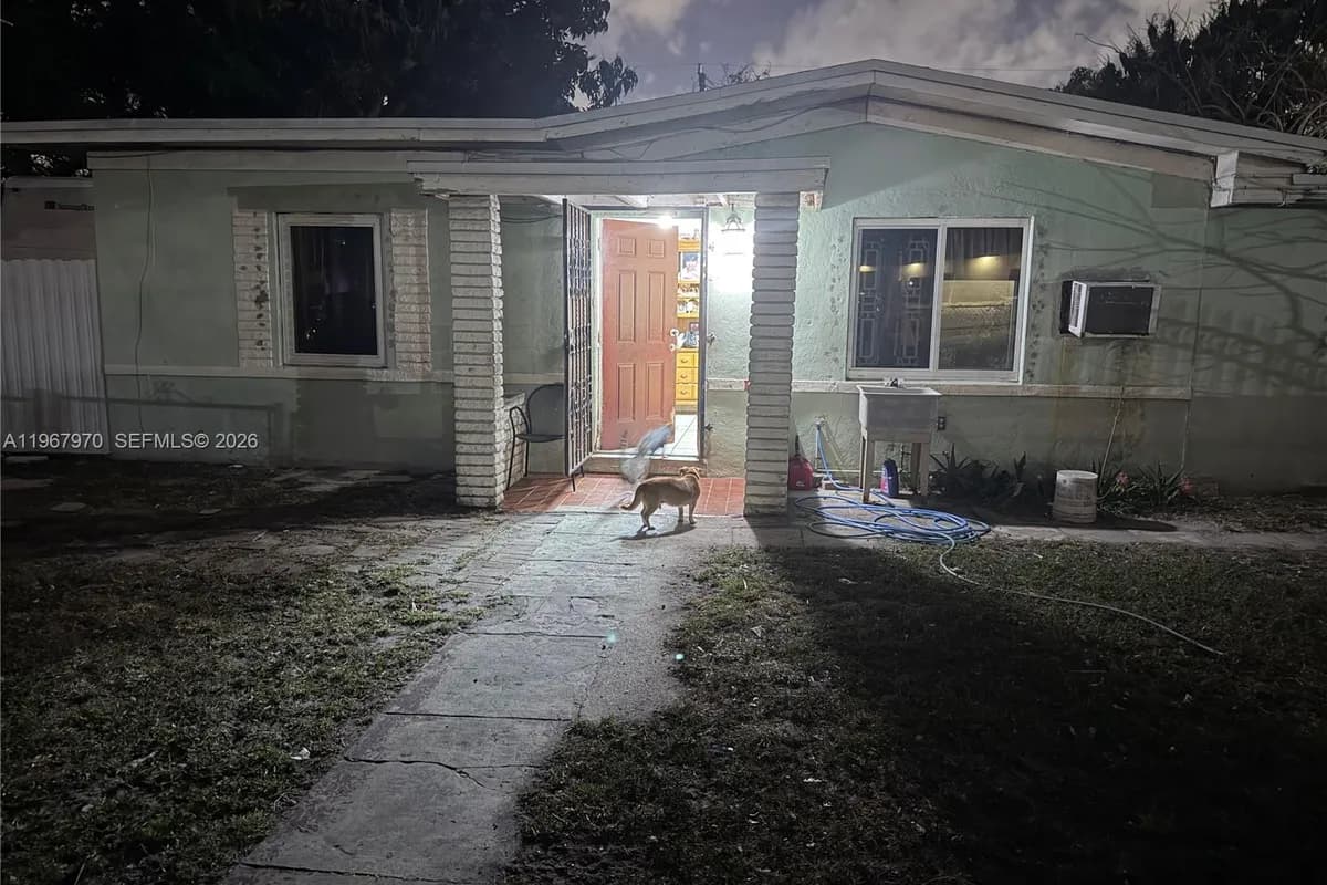 12040 NW 20th Ave, Miami FL 33167