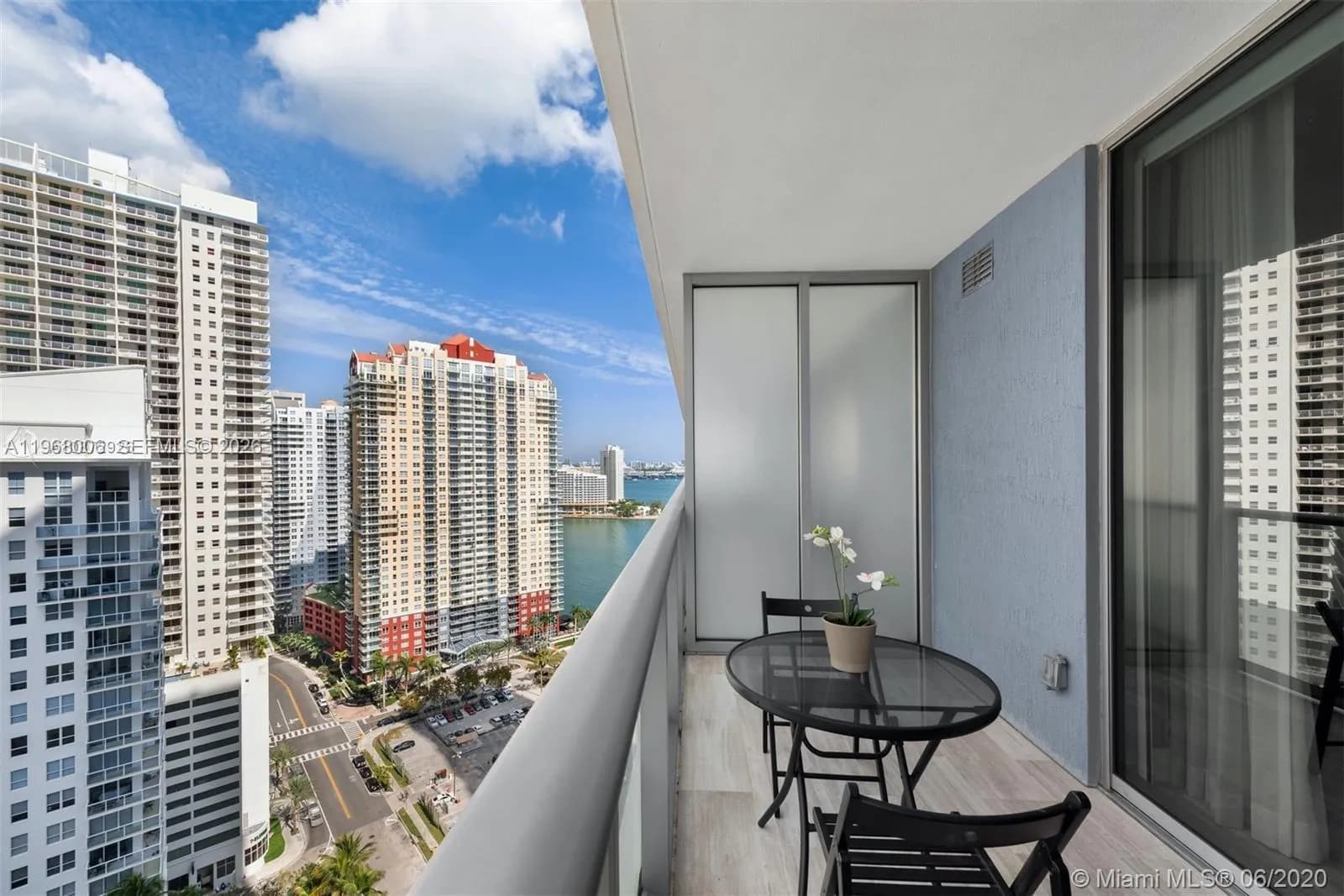 1300 Brickell Bay Dr # 2412, Miami FL 33131