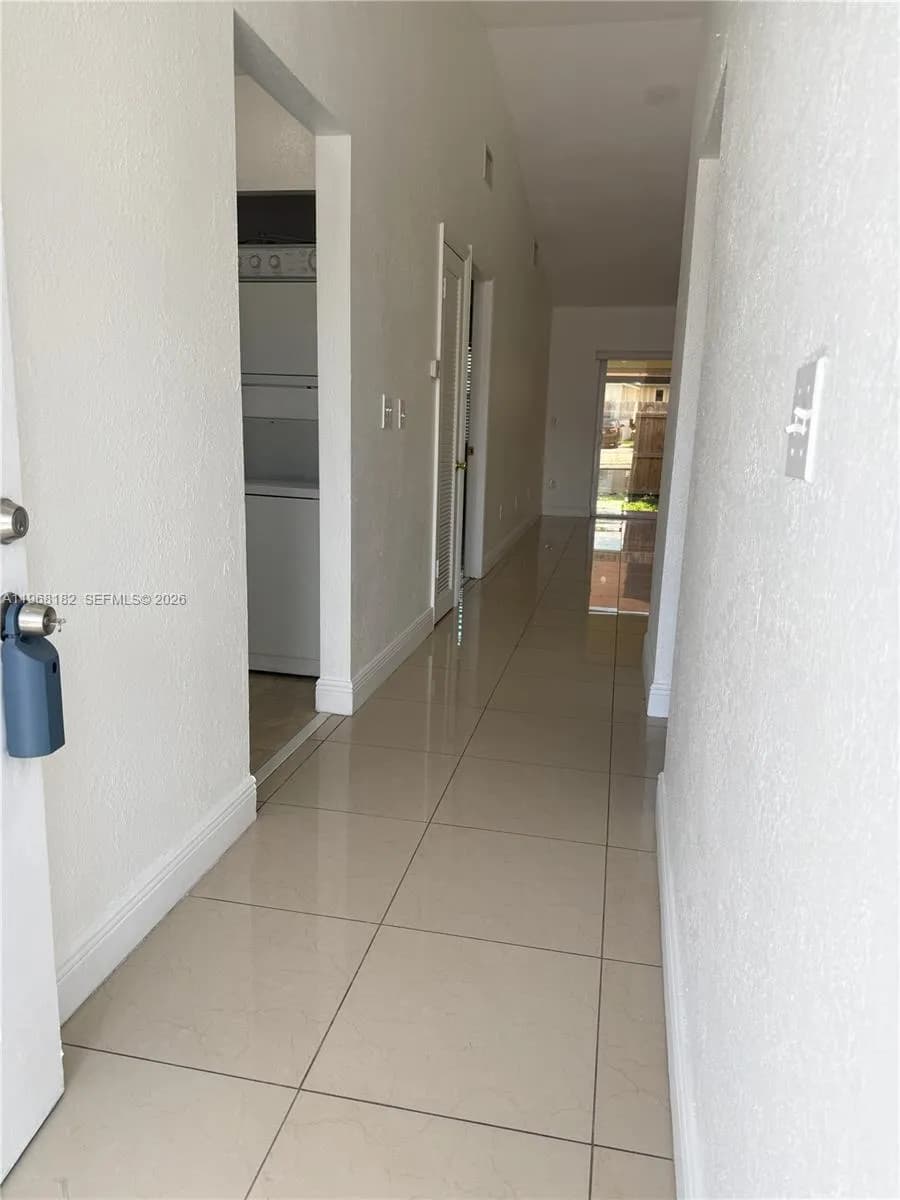 1115 SE 13th Ave, Homestead FL 33035