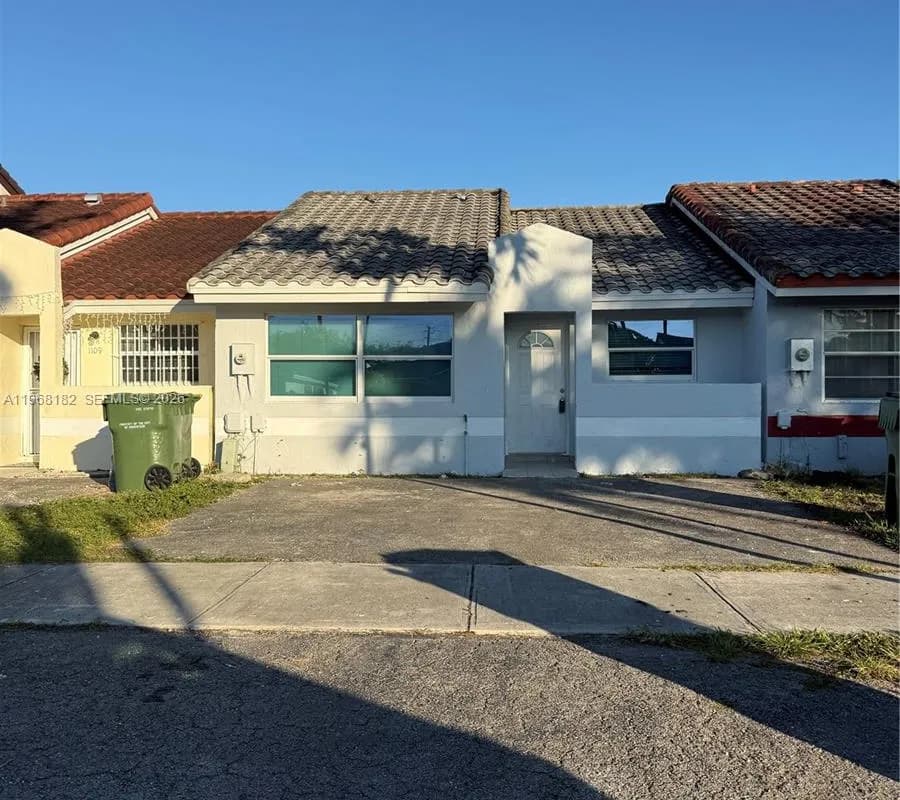 1115 SE 13th Ave, Homestead FL 33035