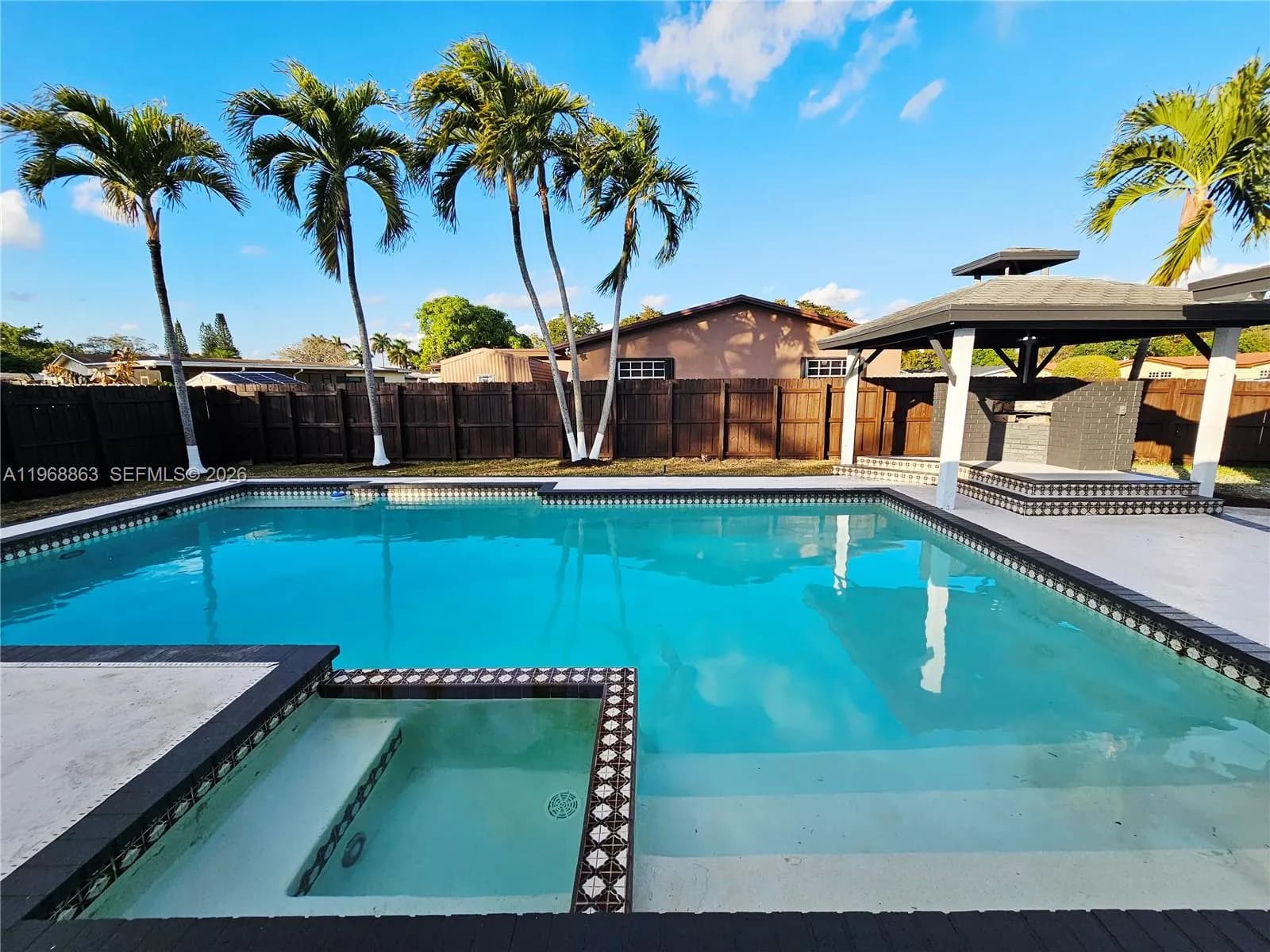 11101 NW 19th St, Pembroke Pines FL 33026