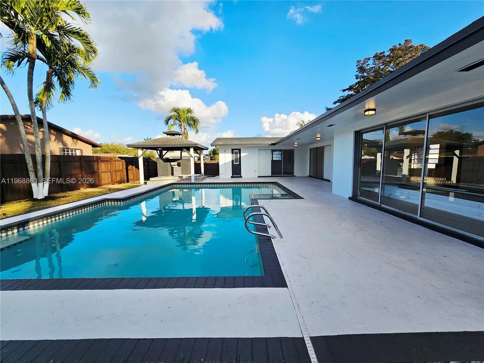 11101 NW 19th St, Pembroke Pines FL 33026