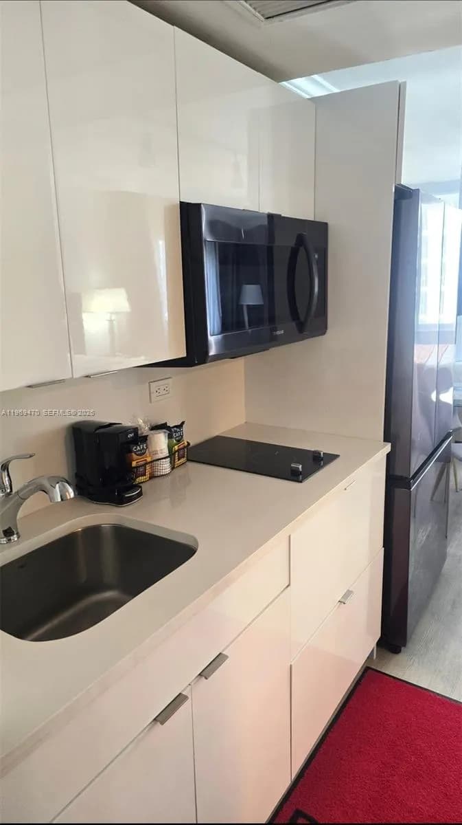 19201 Collins Ave # 1126, Sunny Isles Beach FL 33160