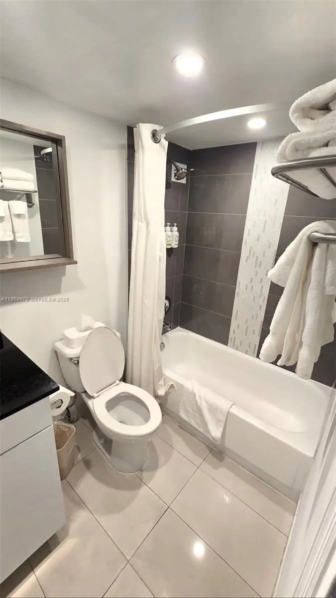 19201 Collins Ave # 1126, Sunny Isles Beach FL 33160