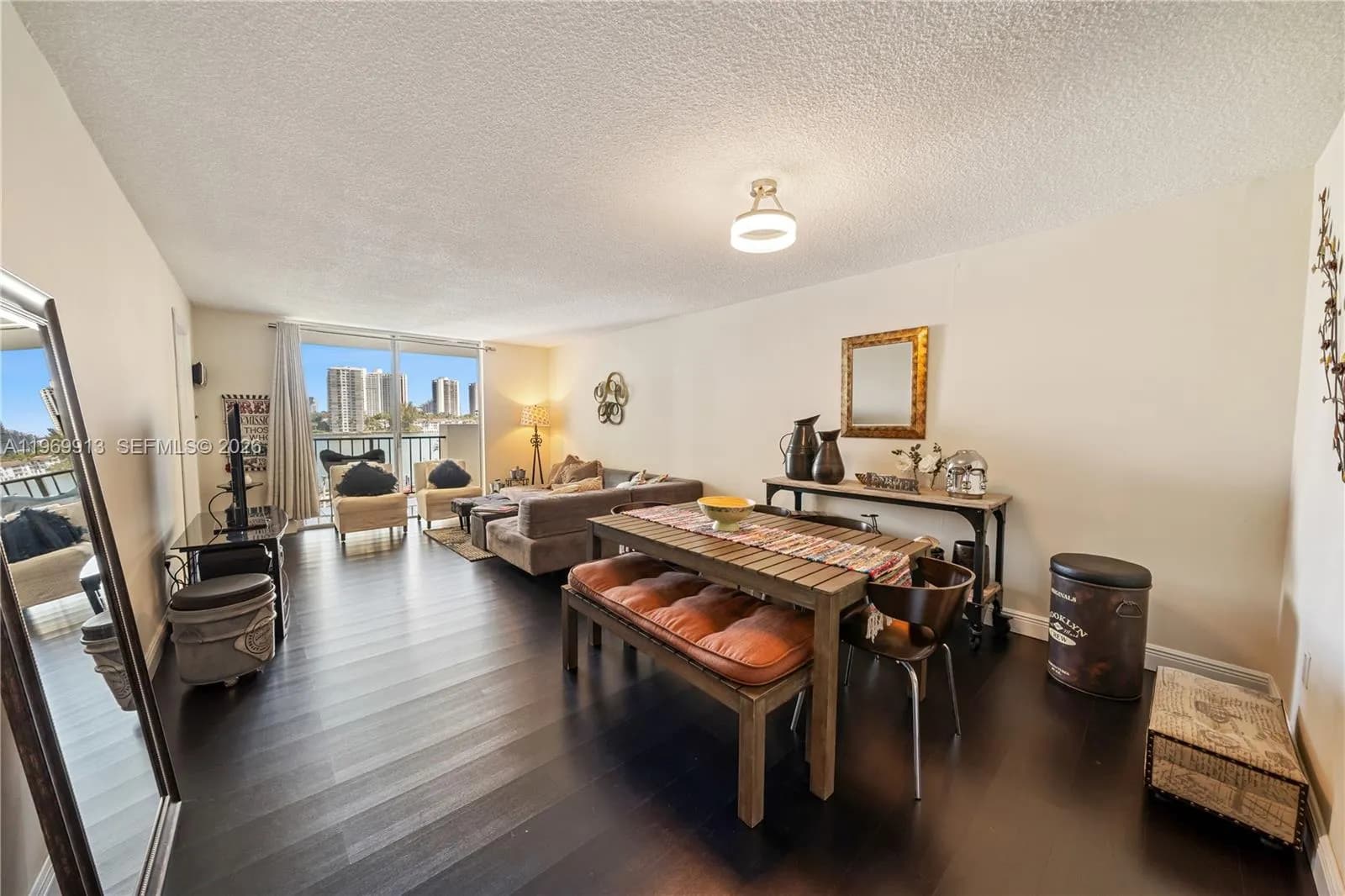 2750 NE 183rd St # 401, Aventura FL 33160