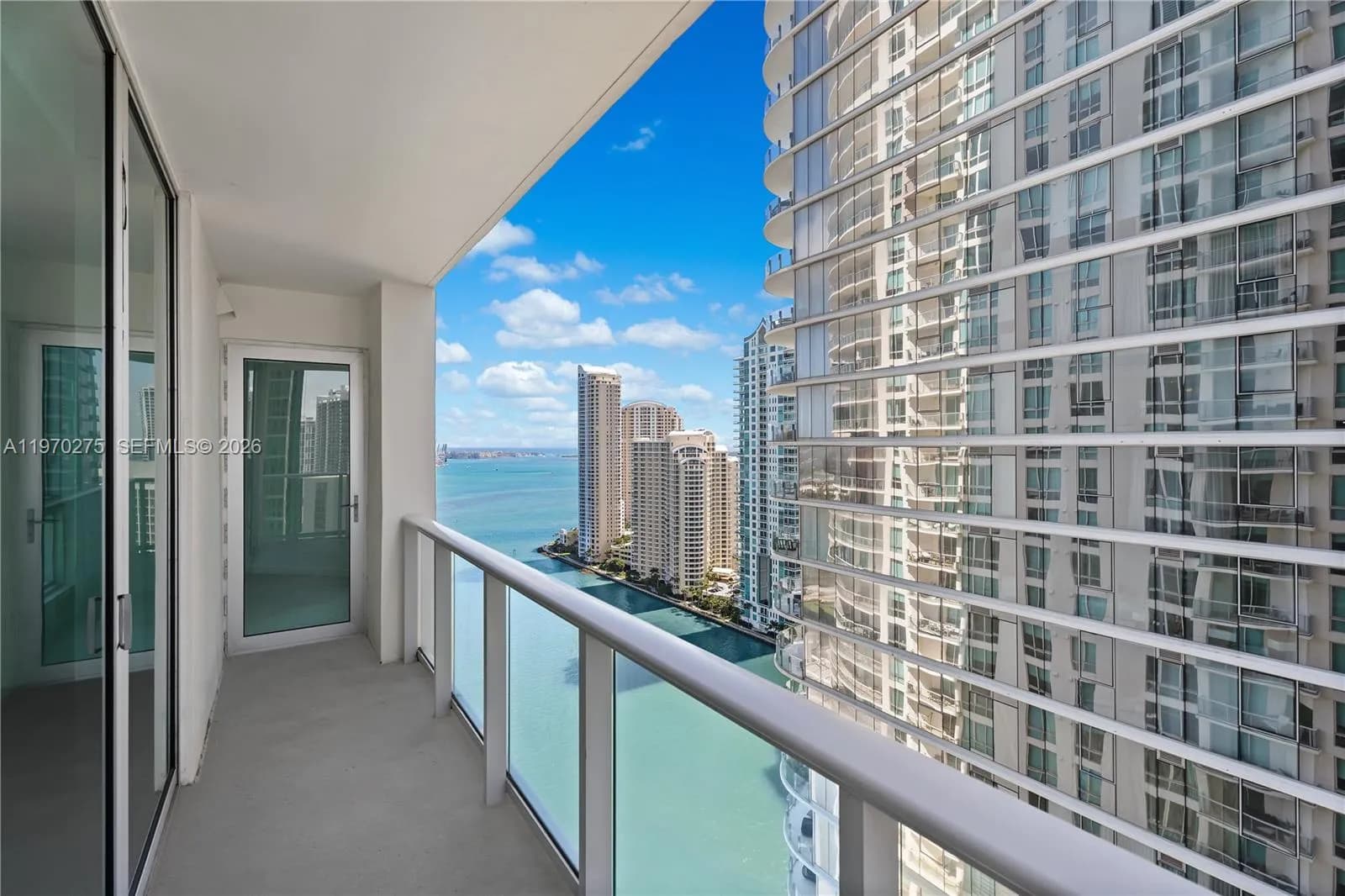 300 S Biscayne Blvd # 2602, Miami FL 33131
