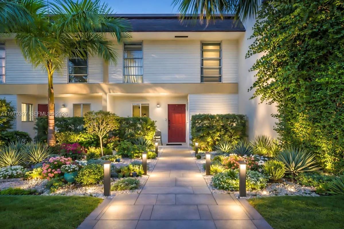 3321 Simms St # 13B, Hollywood FL 33021