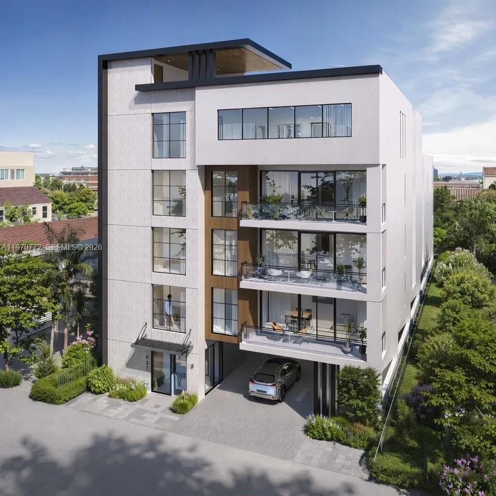 937 SW 7th St, Miami FL 33130