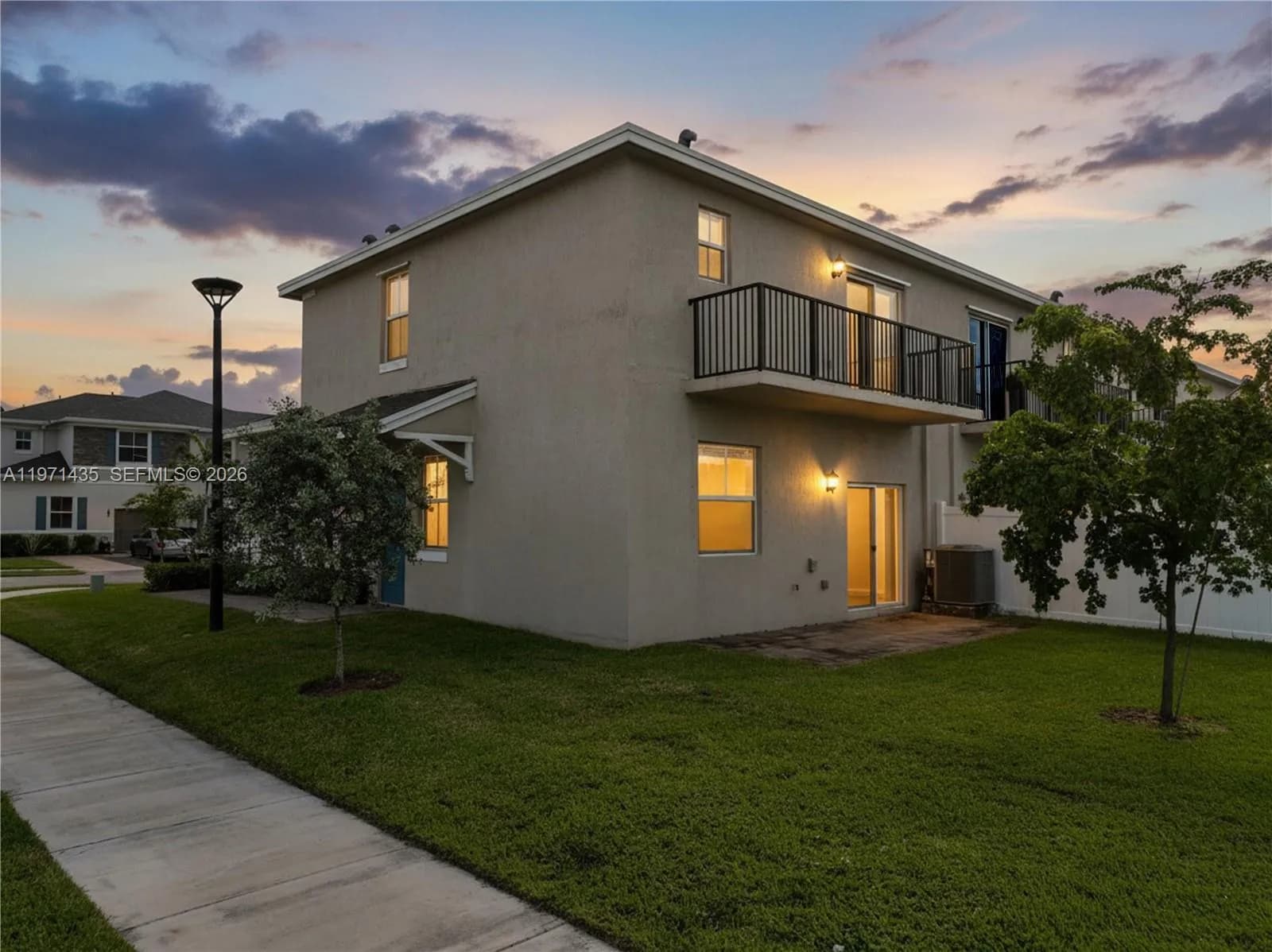 1754 SE 8th Ter, Homestead FL 33034